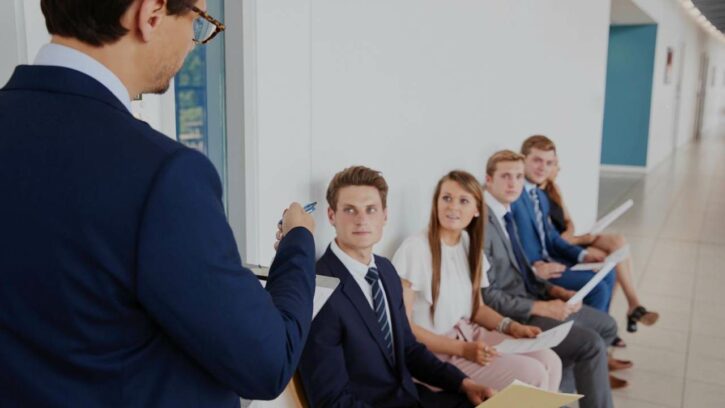 HABLAR DE TRABAJO EN INGLÉS / EXPRESIONES PARA HABLAR DE TRABAJO EN INGLÉS