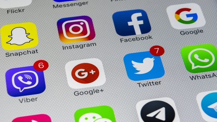 Desbloquea el significado de las redes sociales mediante el conocimiento del idioma inglés